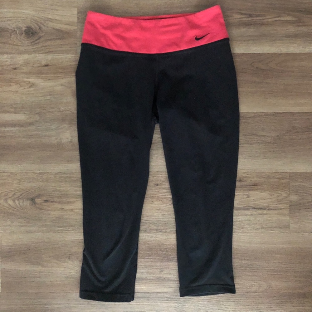 Nike Dri-Fit Capri leggings